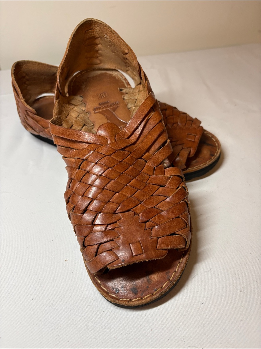 BrandX Brown Leather Basketweave Huarache Size 8.5